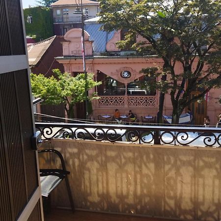 Апартамент На Абашидзе Batumi Eksteriør bilde